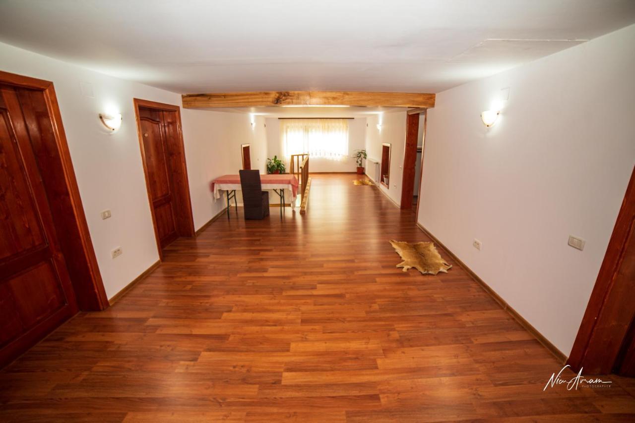 Casa Binu 호텔 Arieşeni 외부 사진