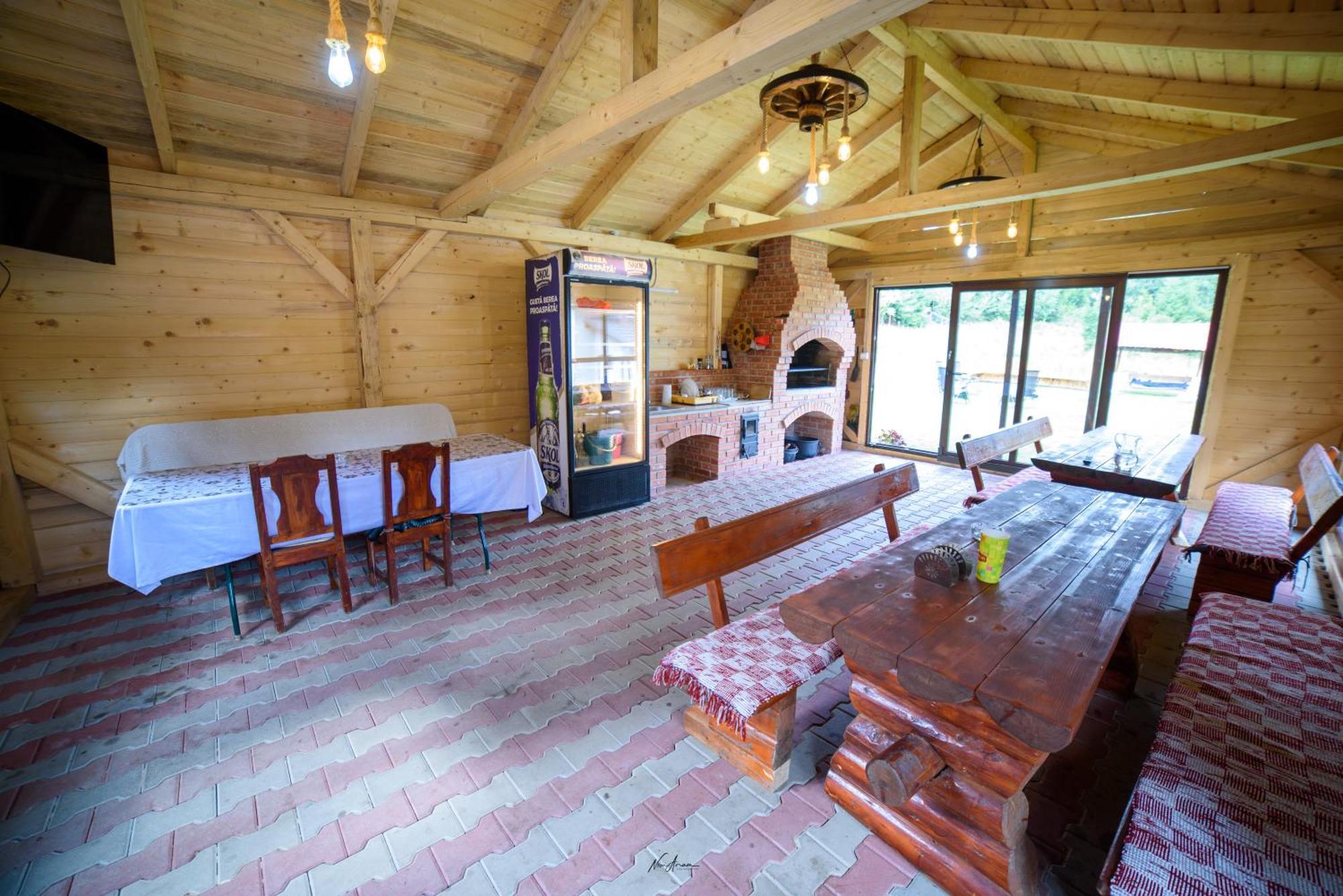 Casa Binu 호텔 Arieşeni 외부 사진