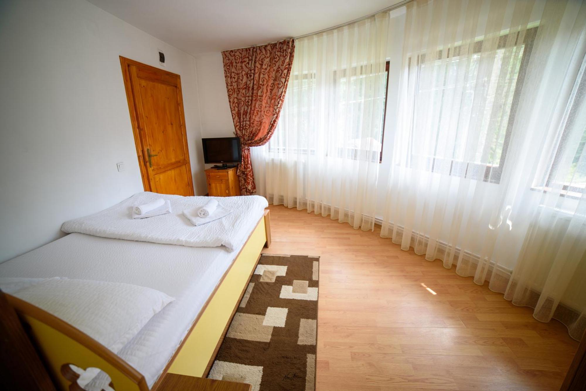 Casa Binu 호텔 Arieşeni 외부 사진