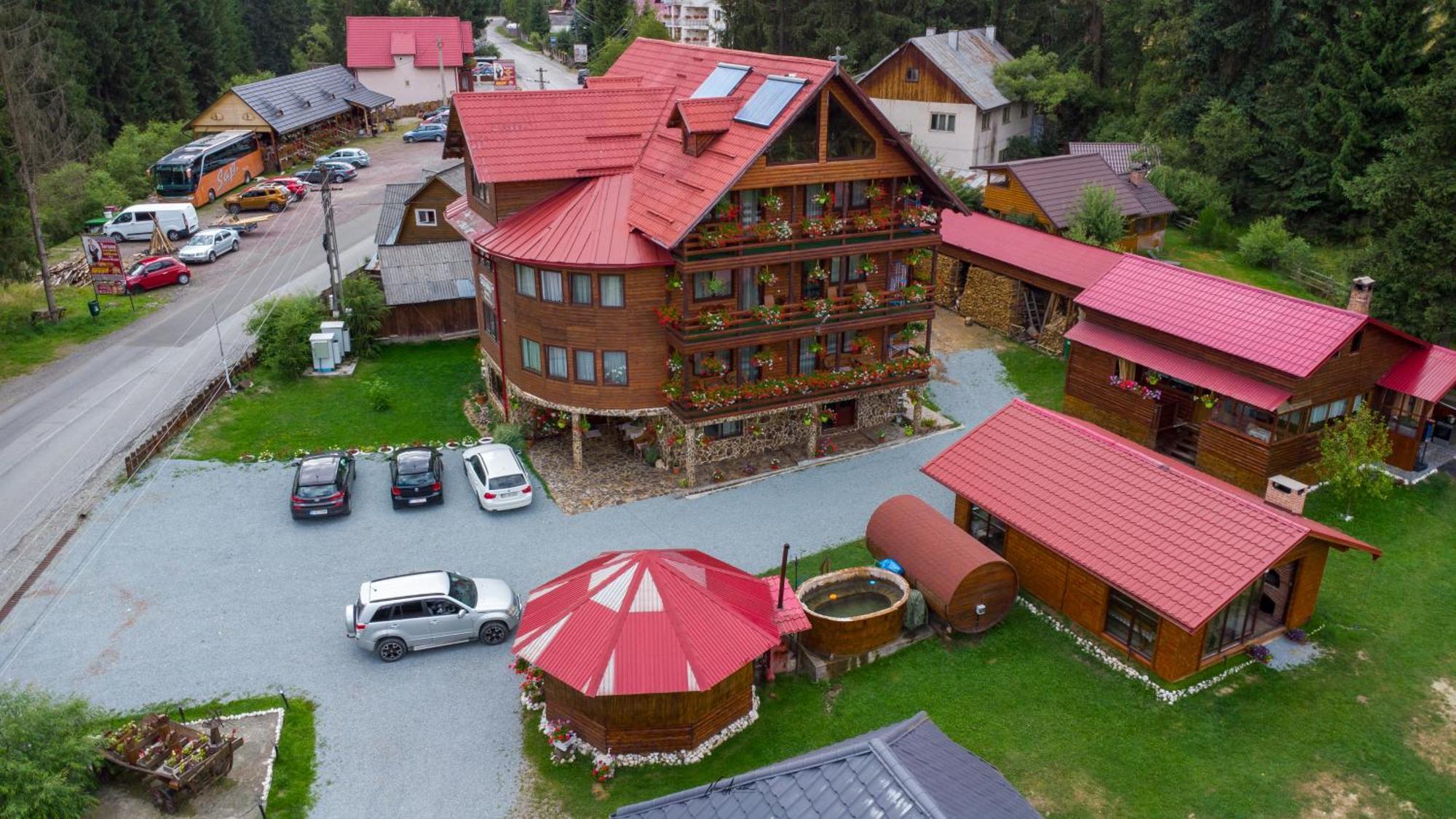 Casa Binu 호텔 Arieşeni 외부 사진